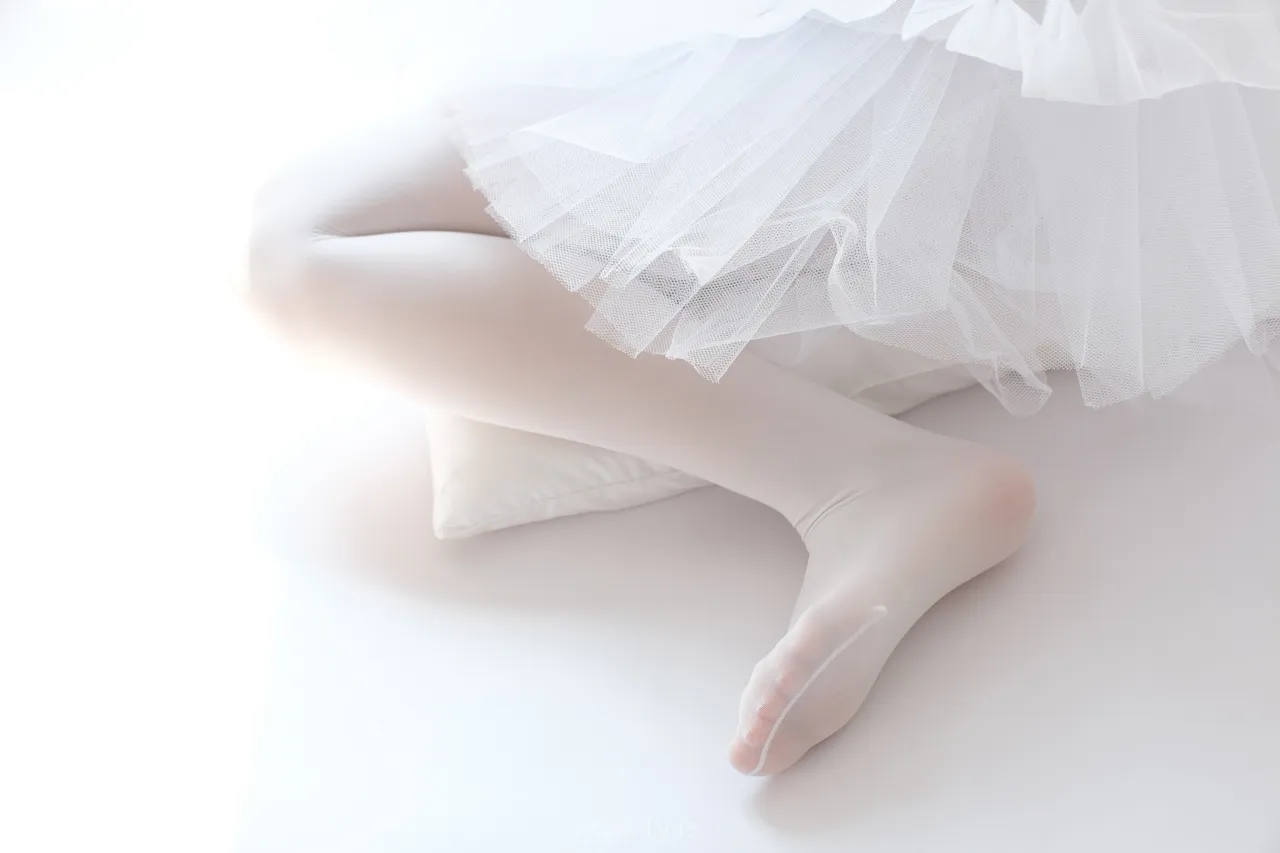 森萝财团 X-042 白丝萝莉少女